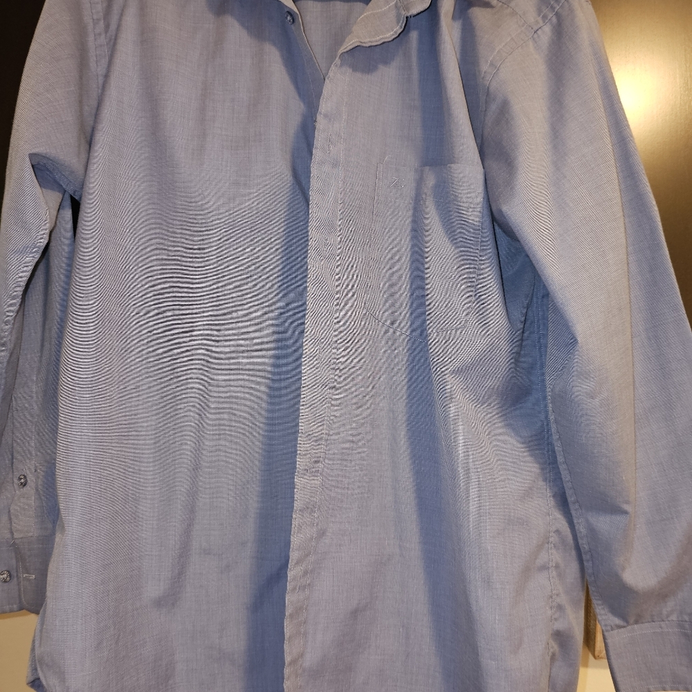 Button down shirt - Picture 2 of 2